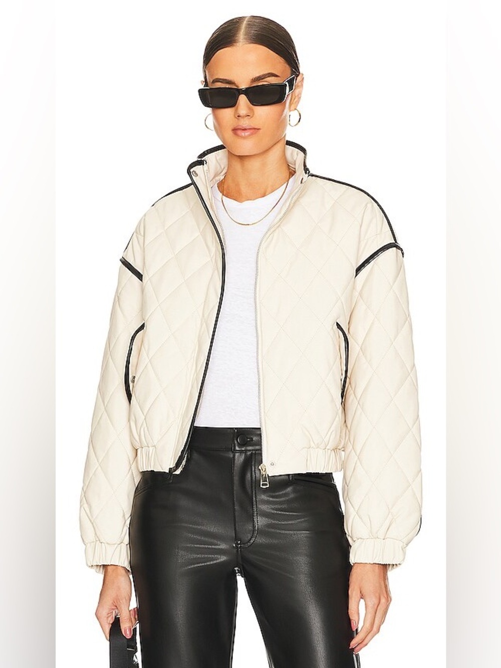 7 For All Mankind - Picture 1 of 8